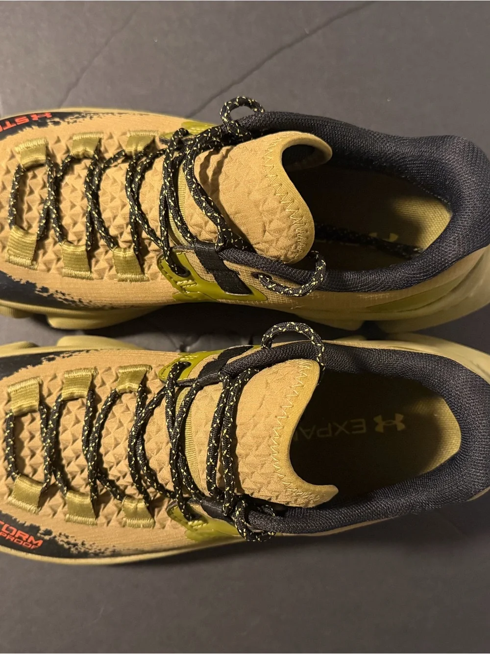 Under Armour Men's Expanse Low Waterproof Trail Shoes — Olive/Black